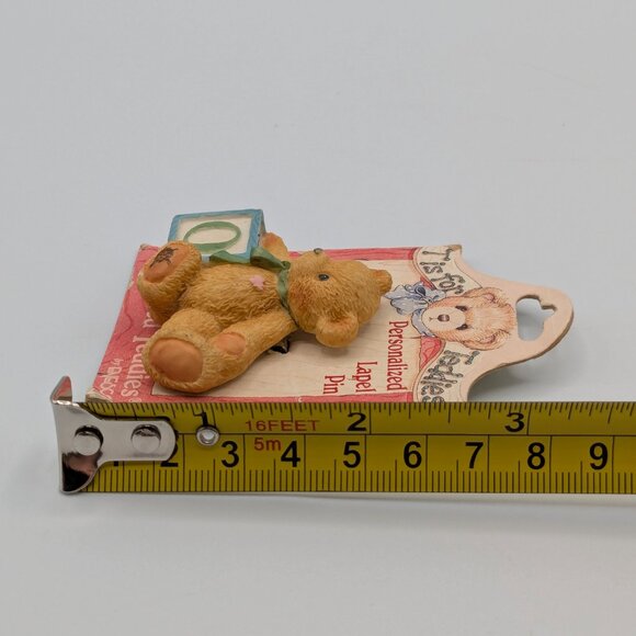 Cherished Teddies Letter "O" Personalized Lapel Pin (2032970) 1996 - Picture 4 of 5